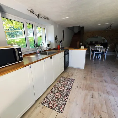 Dom wakacyjny Maison Climatisee Avec Jacuzzi A 10 Min De Sarlat-la-Canéda