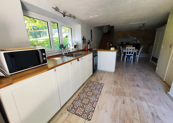 Tatil Evi Maison Climatisee Avec Jacuzzi A 10 Min De Sarlat-la-Canéda